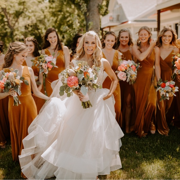 I’m Heather :) I am a true petite, 5 foot 1, 100 pounds, 32 b chest, 00 waist. - Picture 7 of 8